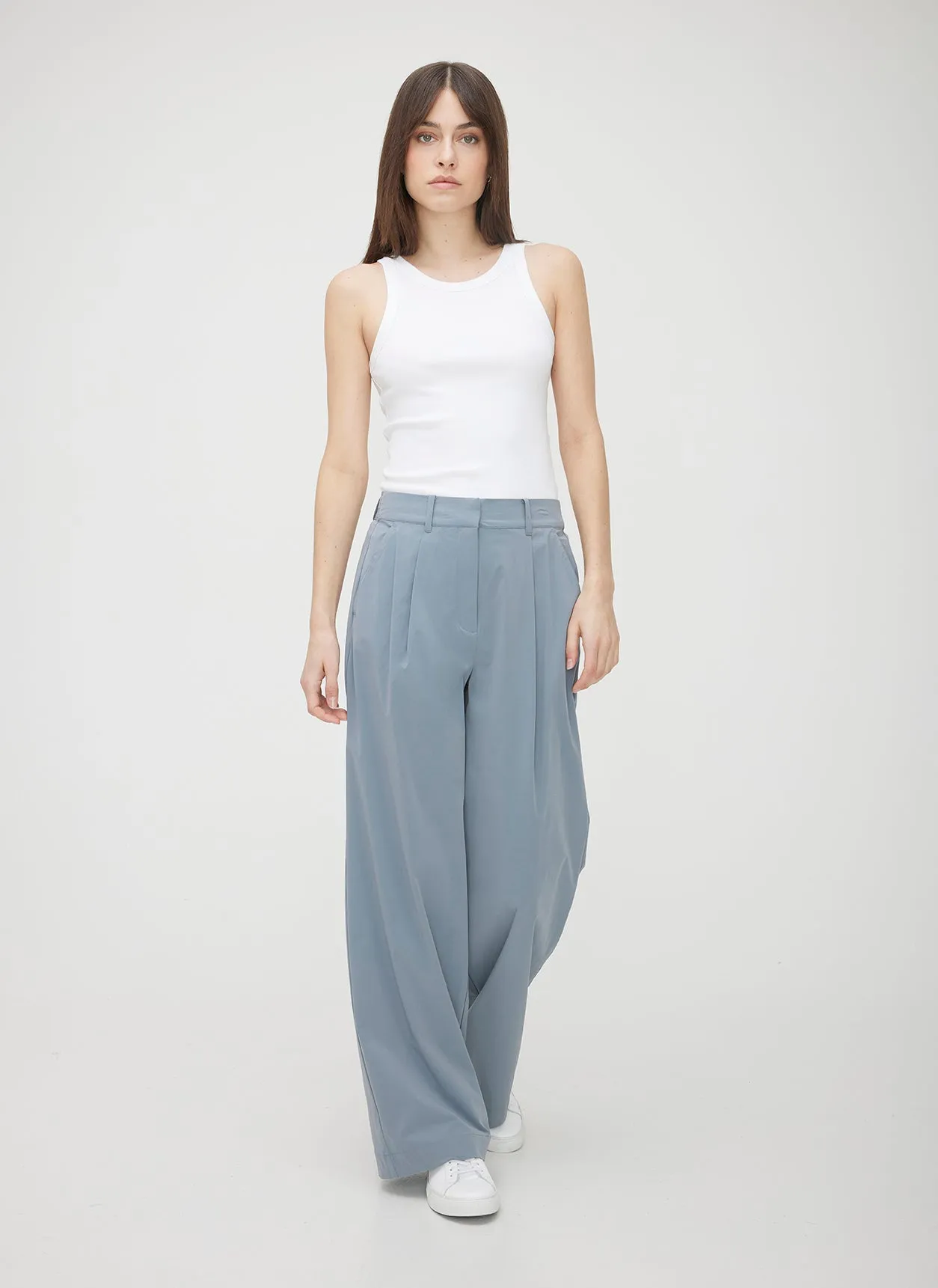 Chloe High Waisted Pleated Trousers