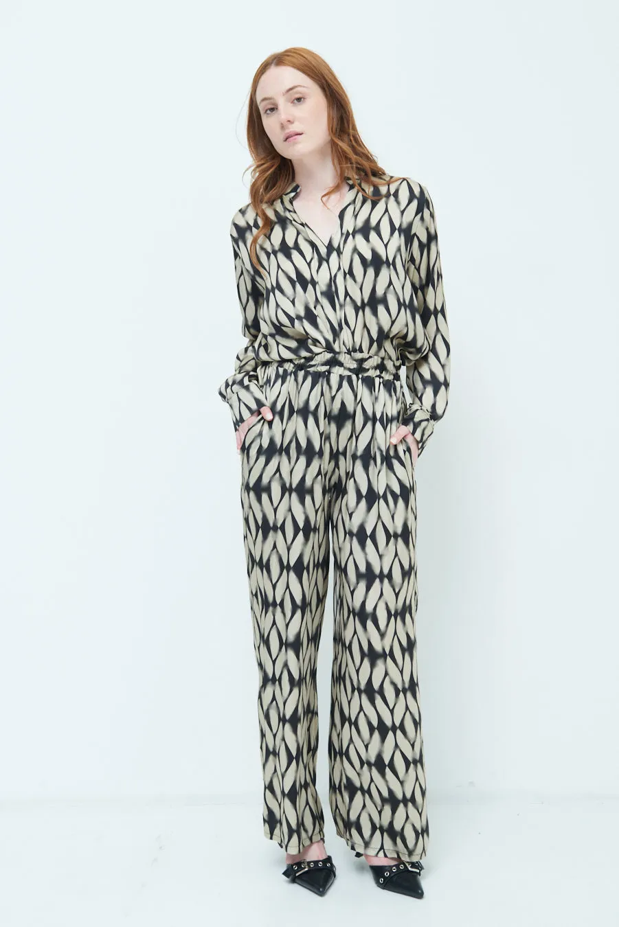 Wide-leg patterned trousers wholesale