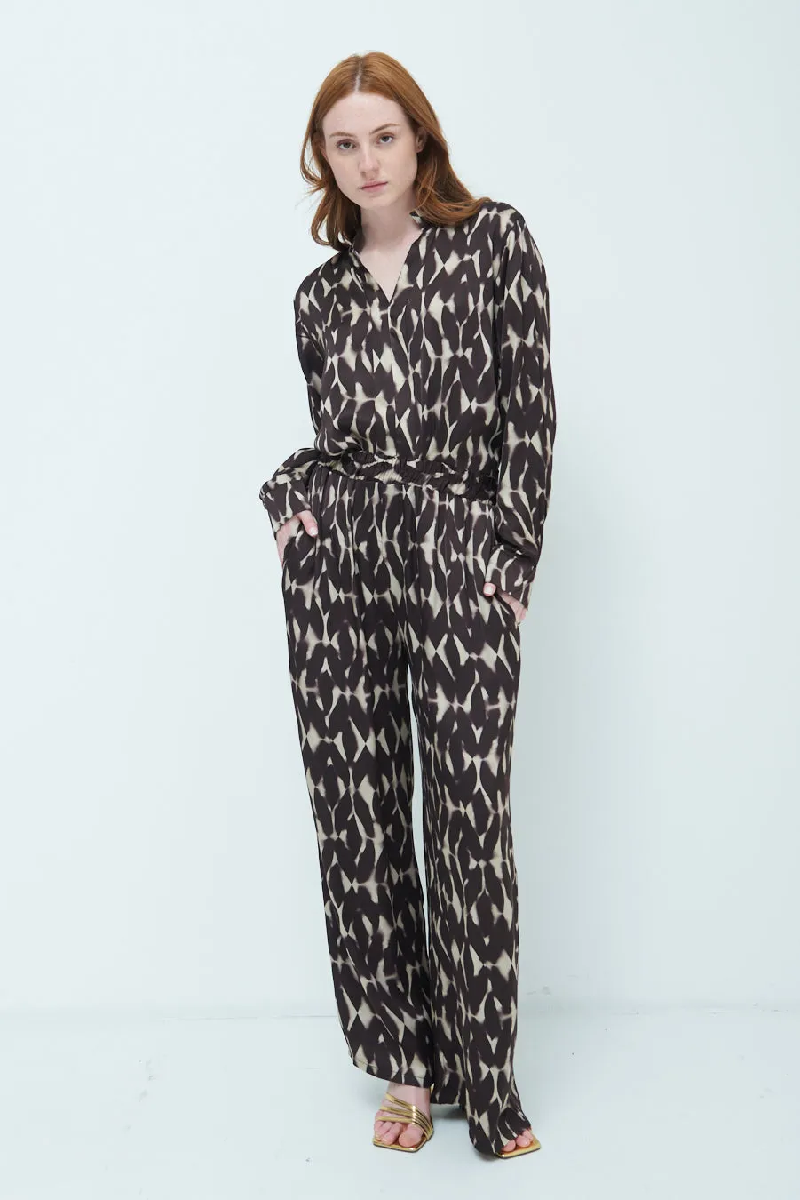 Wide-leg patterned trousers wholesale