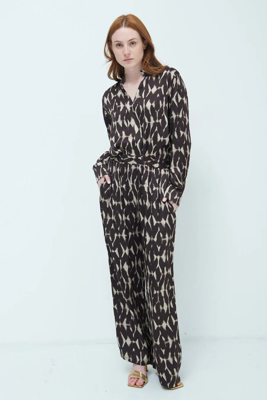 Wide-leg patterned trousers wholesale